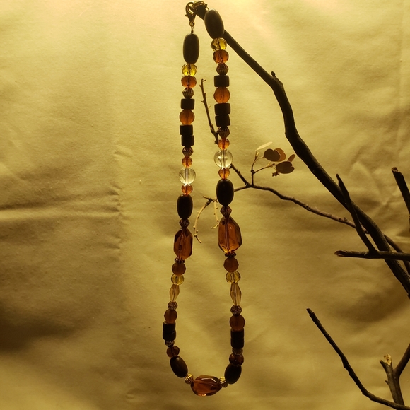 Wisconsin Monarch's "Fall Elegance" Necklace 16" - Picture 3 of 4